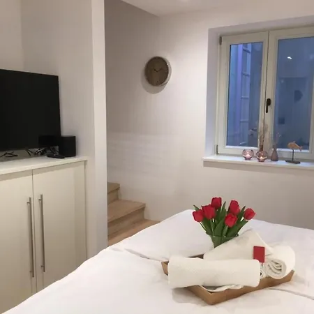 Duenenhuuske Inselfreid Mit Sauna Auf By Interhome Spiekeroog