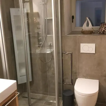 Semesterbostad Duenenhuuske Inselfreid Mit Sauna Auf By Interhome *