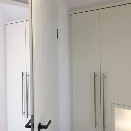 Semesterbostad Duenenhuuske Inselfreid Mit Sauna Auf By Interhome Spiekeroog